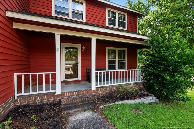 1612 Hennessy Pl, Fayetteville, NC 28303