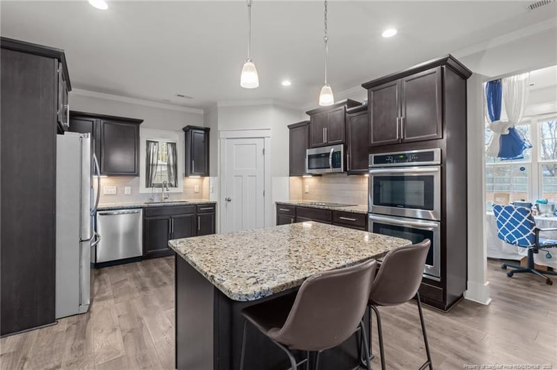 1612 Lizzie Lou Ct, Hope Mills, NC 28348