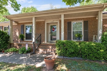 1612 Regency Dr, Burlington, NC 27215