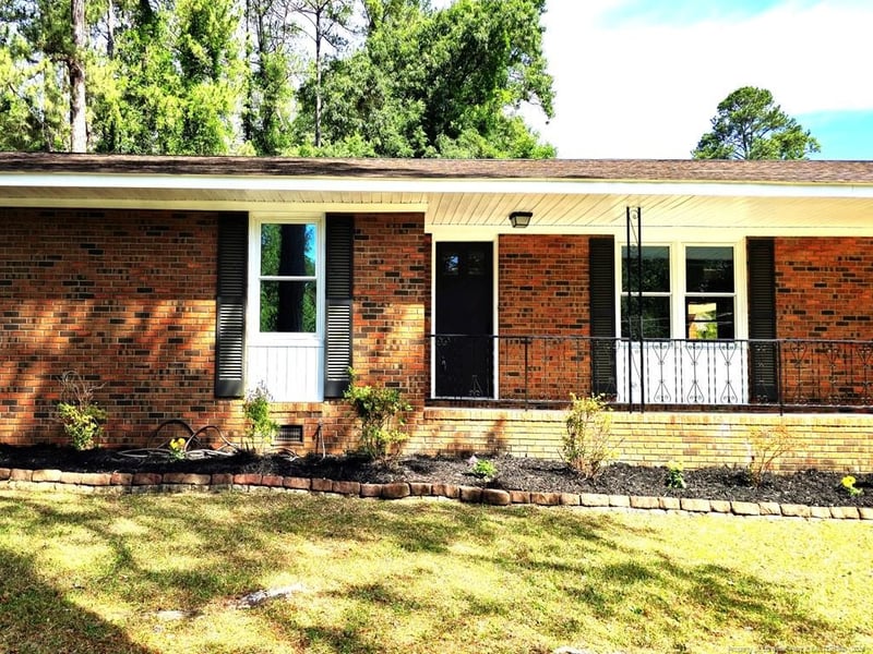 1612 Rogers Dr, Fayetteville, NC 28303