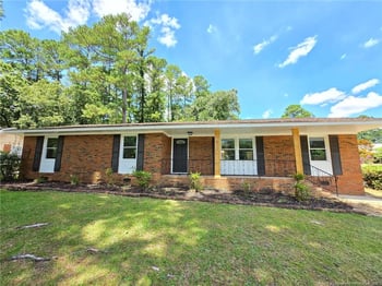 1612 Rogers Dr, Fayetteville, NC 28303