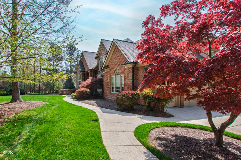 1612 Sharnbrook Ct, Raleigh, NC 27614