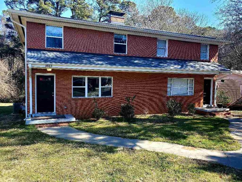 1613 - 161 Honeysuckle Rd, Raleigh, NC 27607