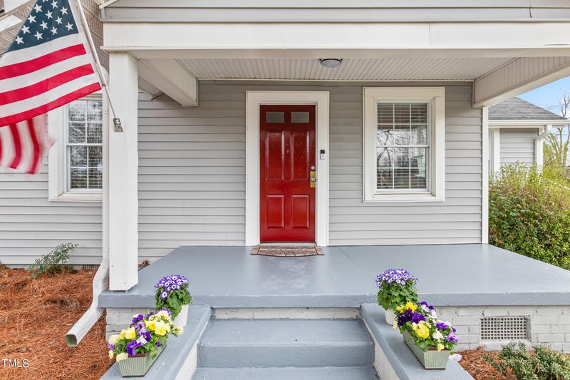 1613 W Davis St, Burlington, NC 27215