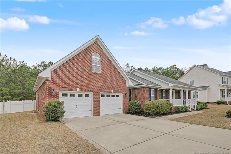 1613 Ellie Ave, Fayetteville, NC 28314