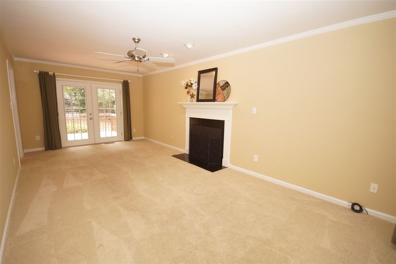 1613 Hall Blvd, Garner, NC 27529