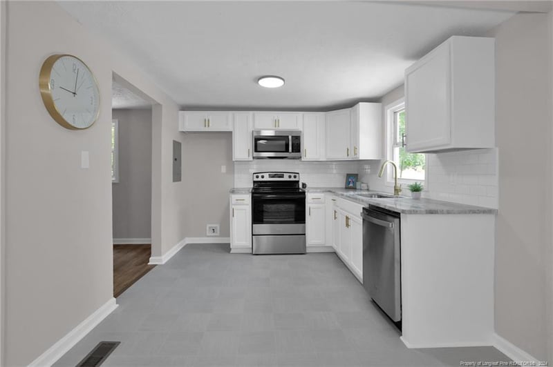 1613 Halsey Loop, Hope Mills, NC 28348