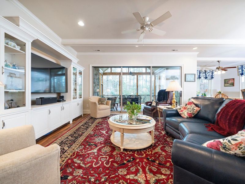 1613 Hasentree Villa Ln, Wake Forest, NC 27587