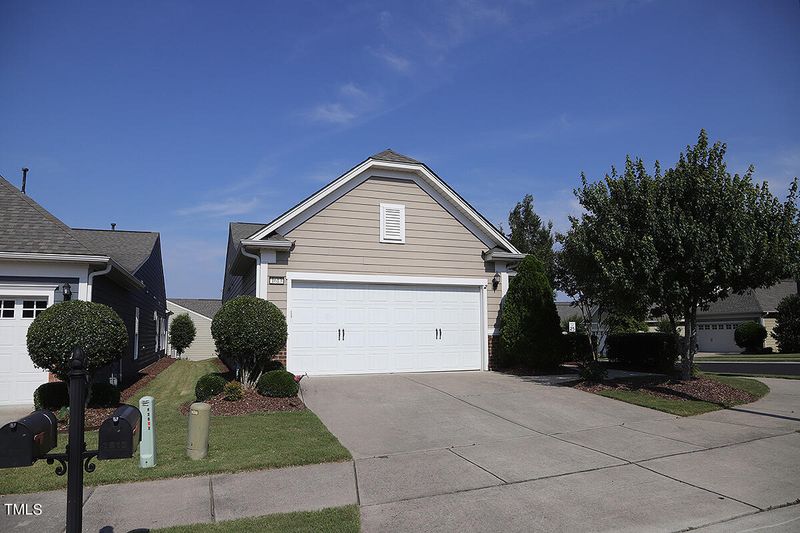 1613 Horne Creek Dr, Durham, NC 27703