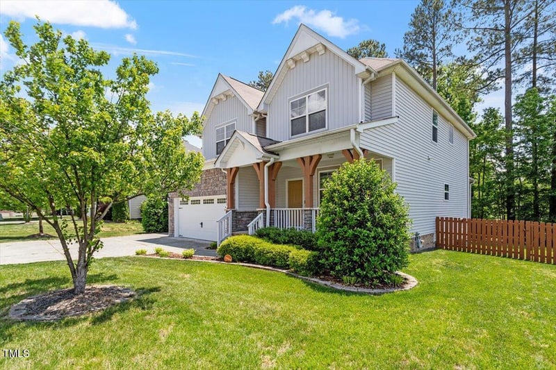 1613 Waddell Ct, Durham, NC 27703