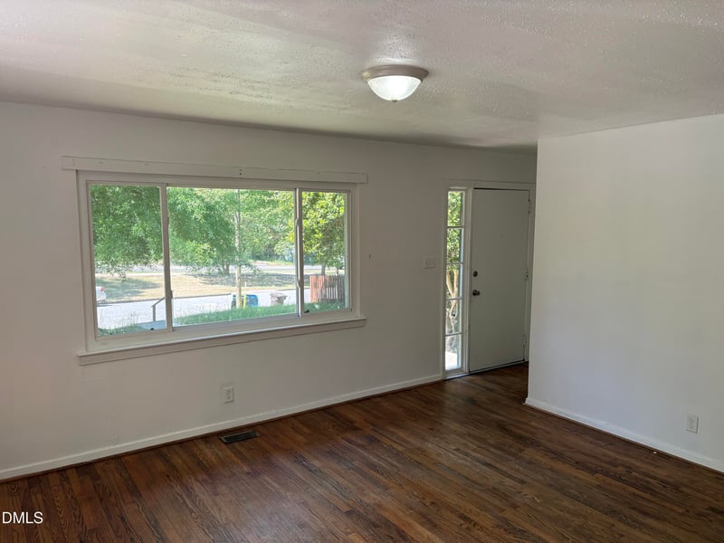 1614 Alcott St, Durham, NC 27701