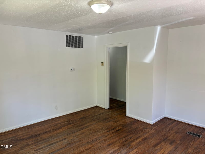 1614 Alcott St, Durham, NC 27701