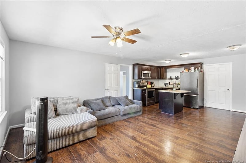 1614 Gardenia Ave, Fayetteville, NC 28311