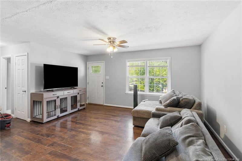 1614 Gardenia Ave, Fayetteville, NC 28311