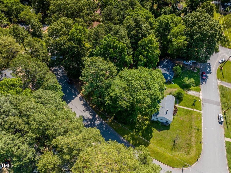 1614 Greenbriar Rd, Durham, NC 27701