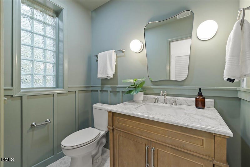 1615 Carbonton Rd, Sanford, NC 27330