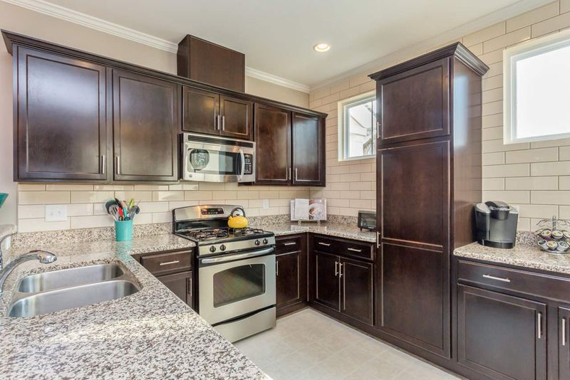 1615 Crafton Way, Raleigh, NC 27607