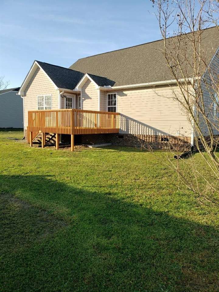 1615 Friendly Rd, Dunn, NC 28334