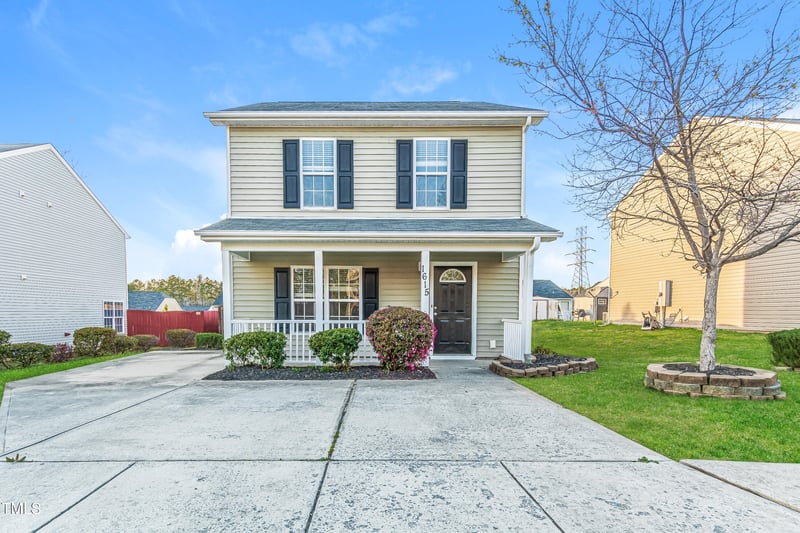 1615 Great Bend Dr, Durham, NC 27704