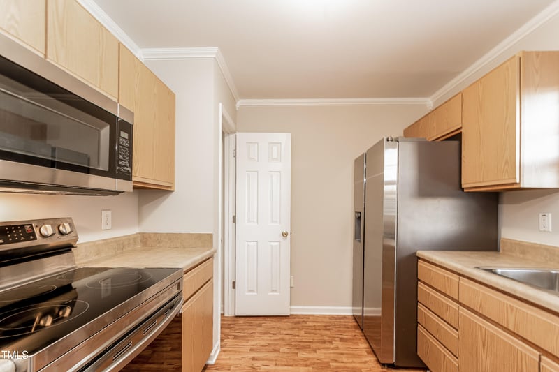 1615 Great Bend Dr, Durham, NC 27704