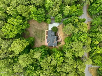 1615 Meadow Ln, Chapel Hill, NC 27516