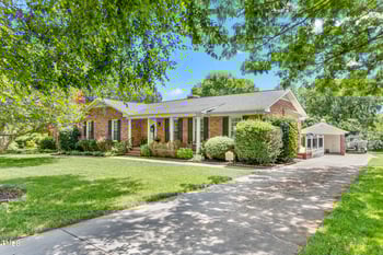 1615 Regency Dr, Burlington, NC 27215