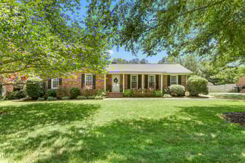1615 Regency Dr, Burlington, NC 27215