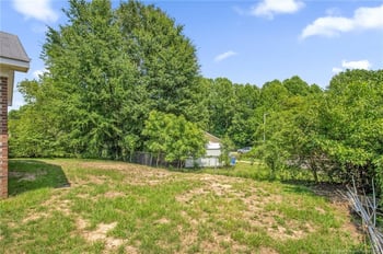 1615 Winnabow Dr, Fayetteville, NC 28304
