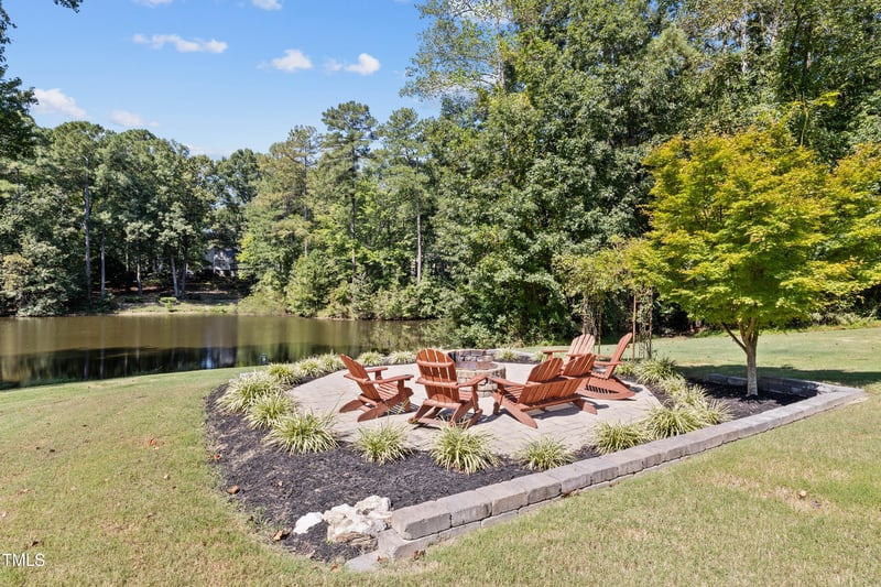 1616 Bowling Rd, Fuquay Varina, NC 27526