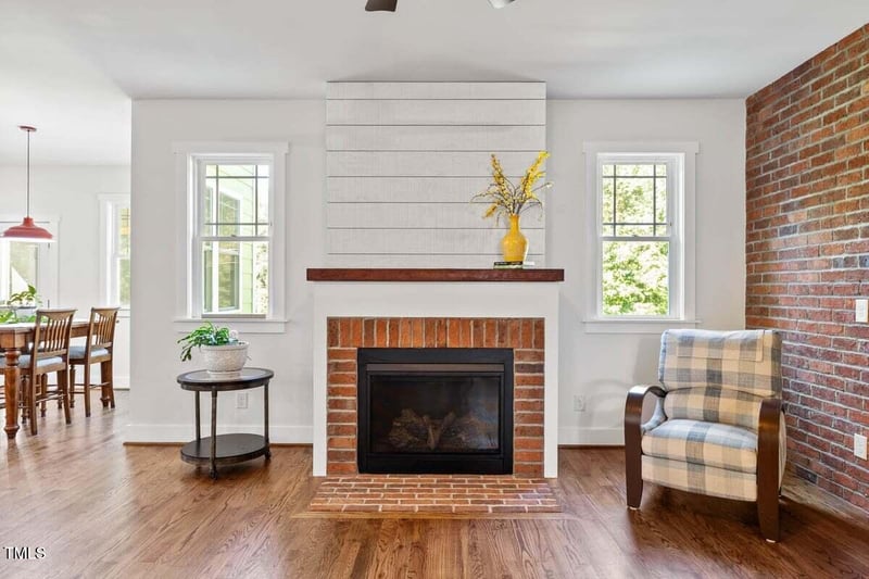 1616 Bowling Rd, Fuquay Varina, NC 27526