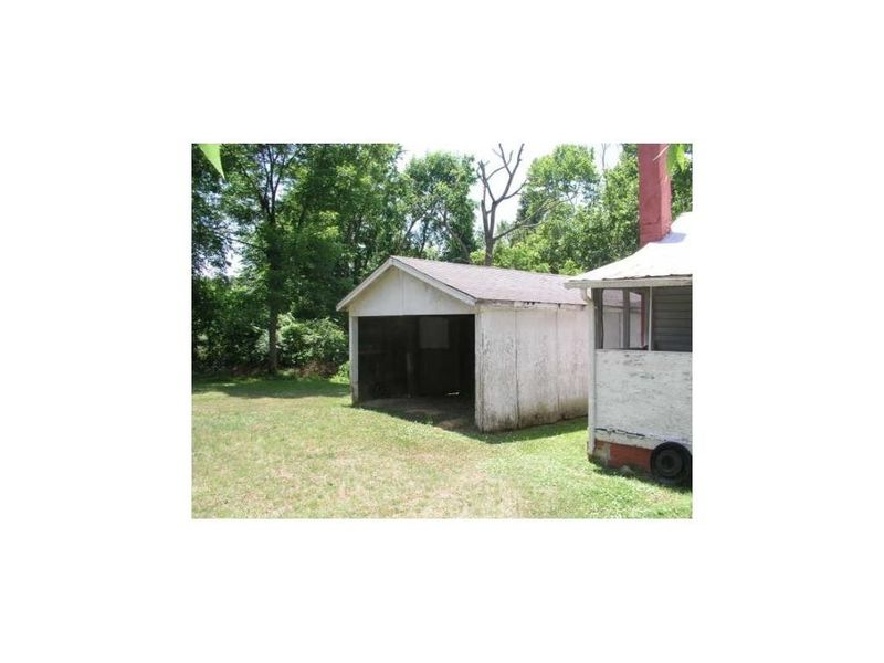 1616 Cadiz St, Burlington, NC 27217