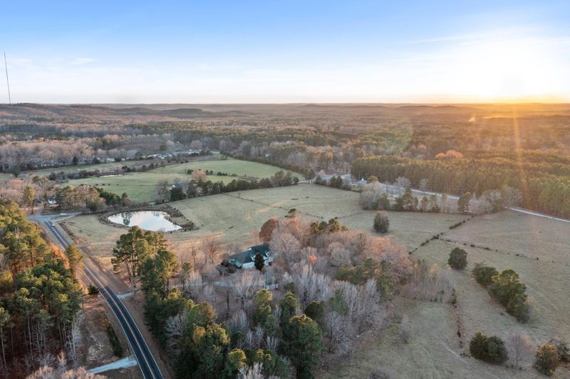 1616 Carl Durham Rd, Chapel Hill, NC 27516