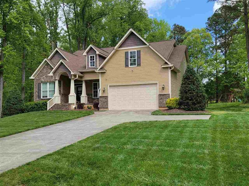 1616 Carriage Dr, Franklinton, NC 27525