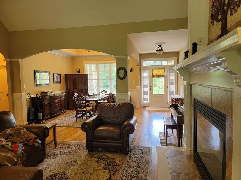 1616 Carriage Dr, Franklinton, NC 27525