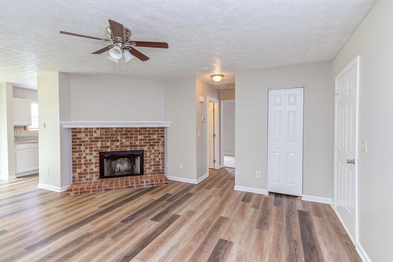 1616 Elkpark Dr, Raleigh, NC 27610