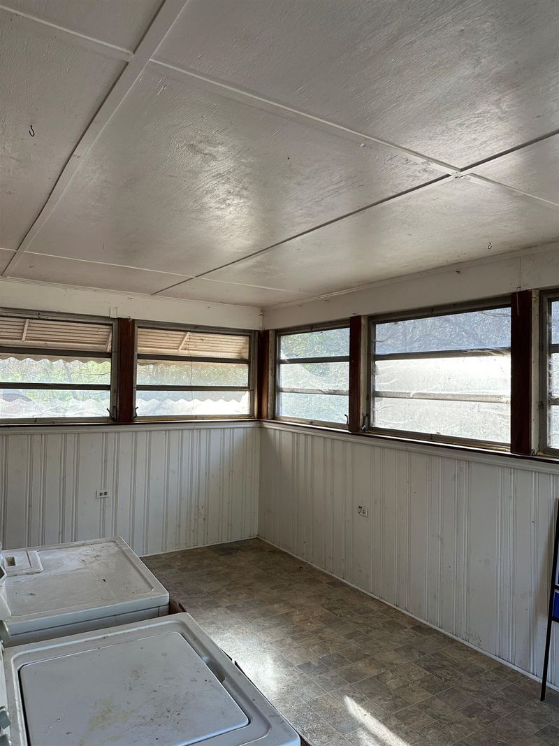 1616 S Mineral Springs Rd, Durham, NC 27703