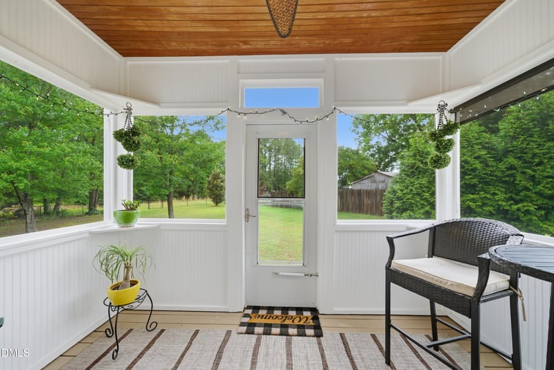 1616 Wet Stone Dr, Fuquay Varina, NC 27526