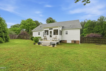 1616 Wet Stone Dr, Fuquay Varina, NC 27526
