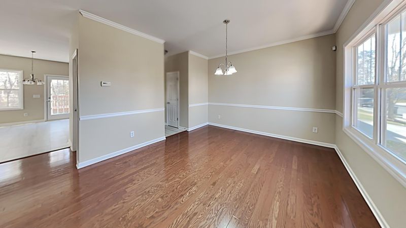 1617 Cooper Cir, Mebane, NC 27302