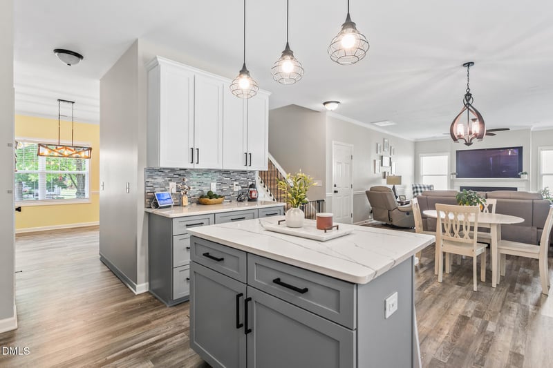 1617 Copper Cir, Mebane, NC 27302