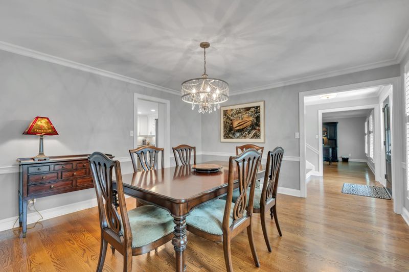 1617 Hunting Ridge Rd, Raleigh, NC 27615
