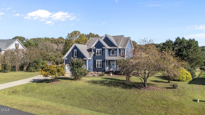 1617 Kendall Hill Rd, Willow Springs, NC 27592