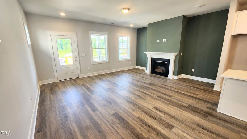 1617 Piney Fls Dr, Wendell, NC 27591