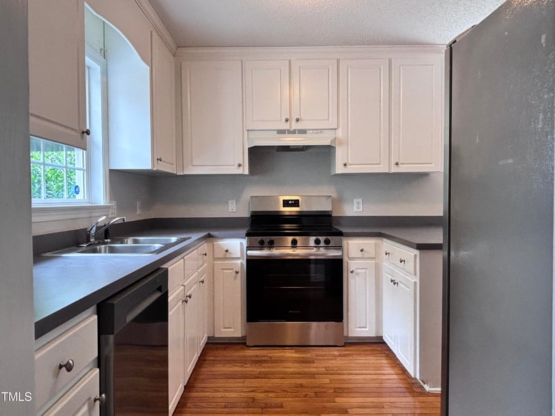 1618 Cotton Gin Dr, Clayton, NC 27527