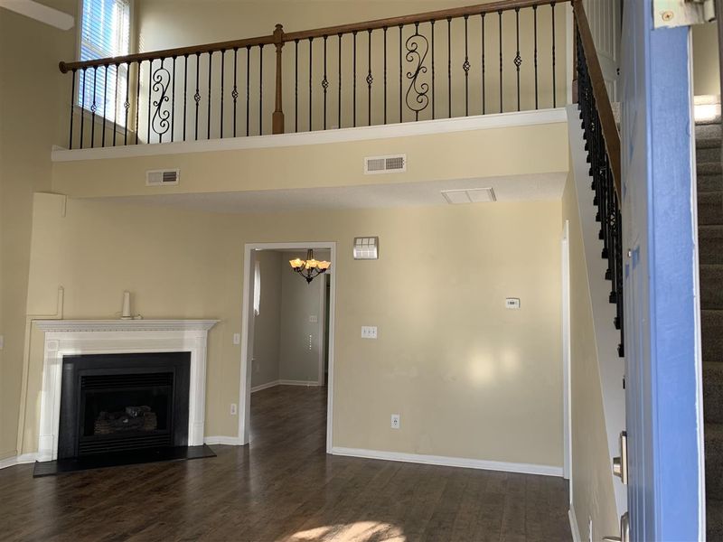 1618 Crag Burn Ln, Raleigh, NC 27604