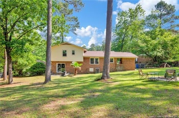 1618 Hickory Ridge Ct, Fayetteville, NC 28304