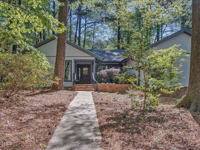 1618 Kilarney Dr, Cary, NC 27511