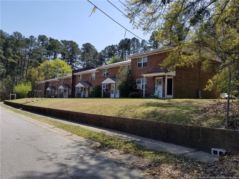 1619 Newark Ave, Fayetteville, NC 28301