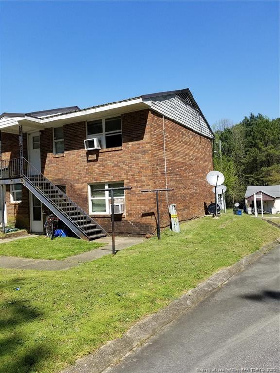 1619 Newark Ave, Fayetteville, NC 28301