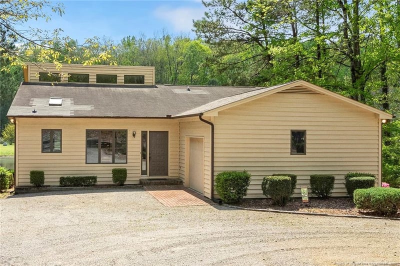 1619 Stonegate N, Sanford, NC 27332